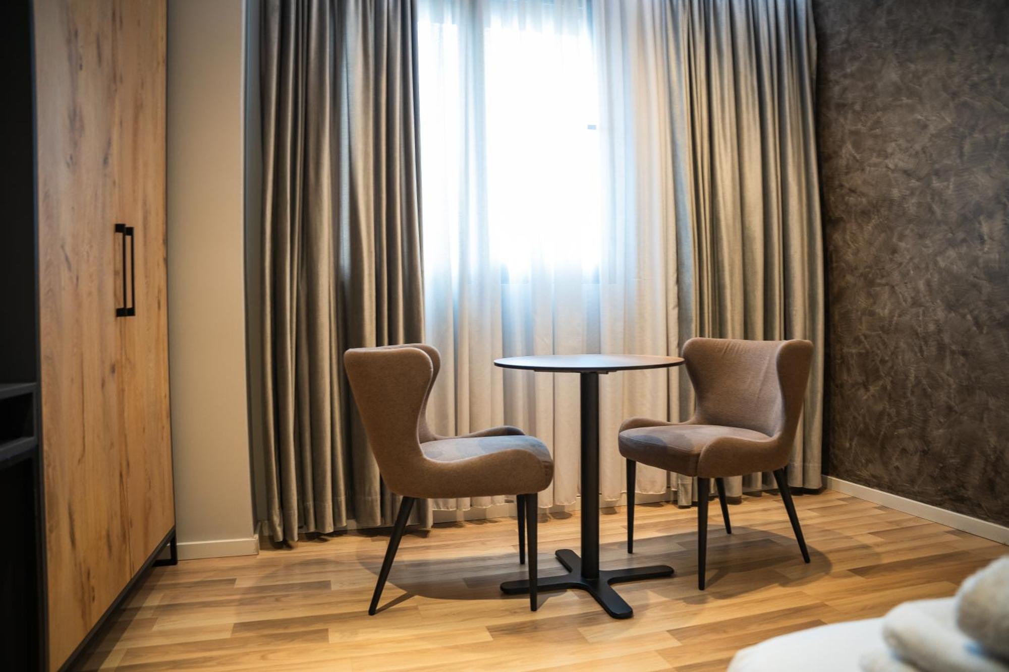 Center Boutique Hotel Tirana Zewnętrze zdjęcie