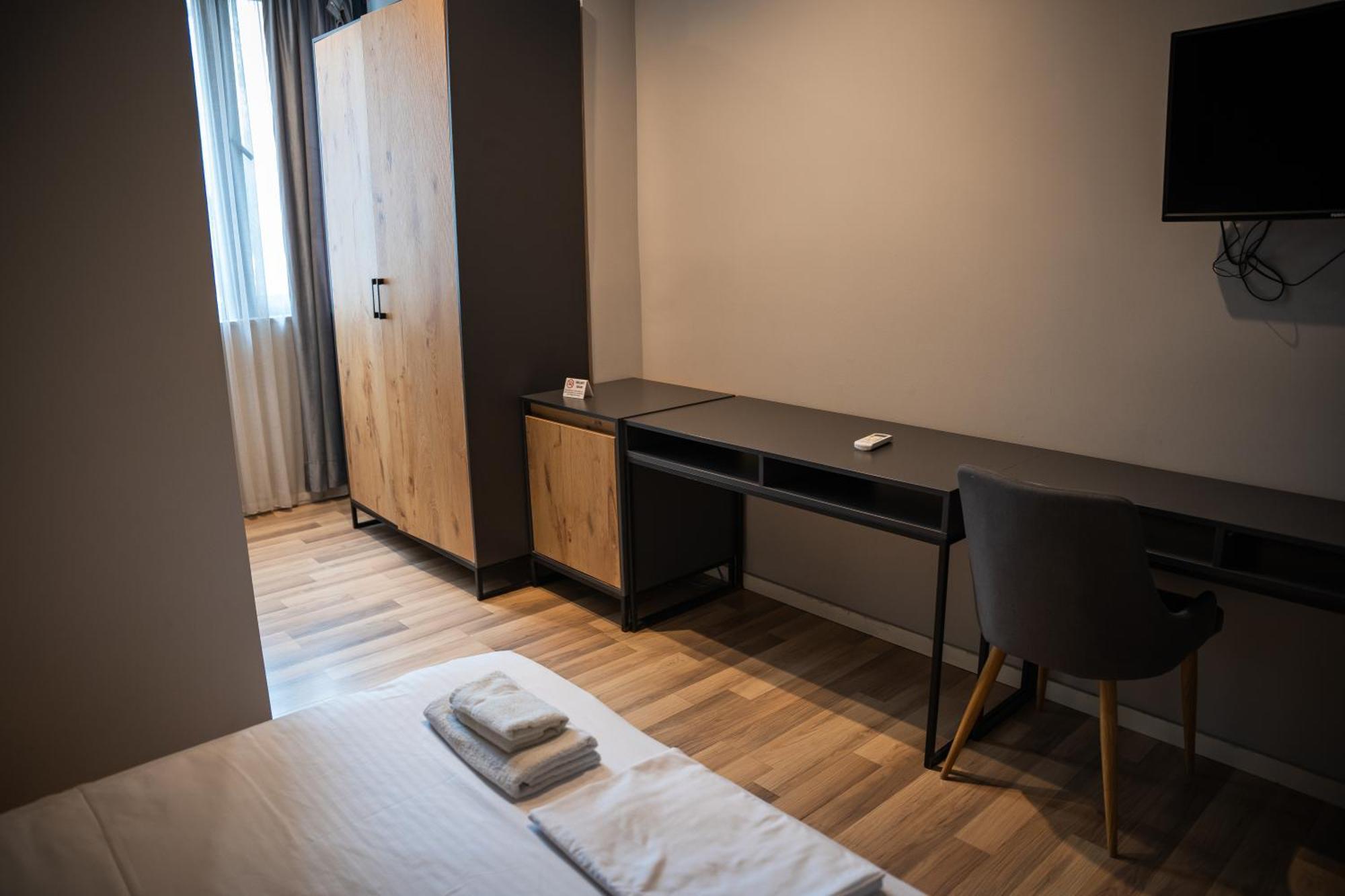 Center Boutique Hotel Tirana Zewnętrze zdjęcie