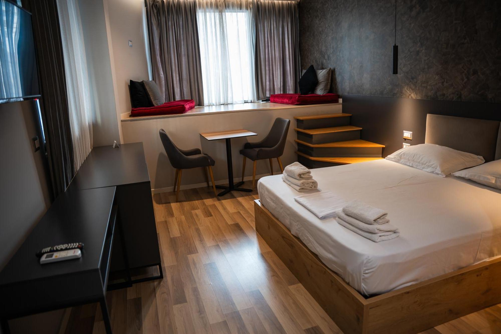 Center Boutique Hotel Tirana Zewnętrze zdjęcie