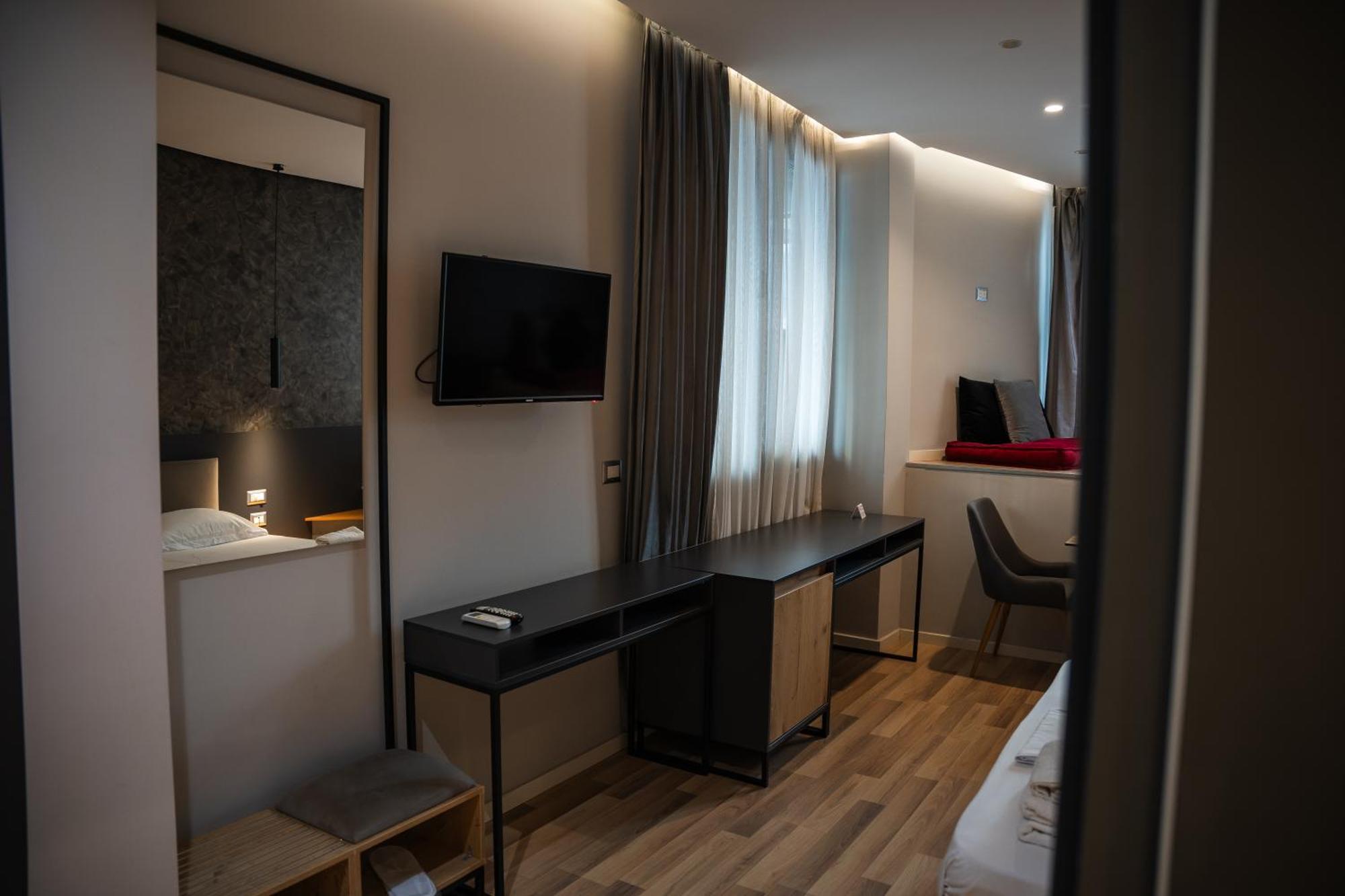 Center Boutique Hotel Tirana Zewnętrze zdjęcie