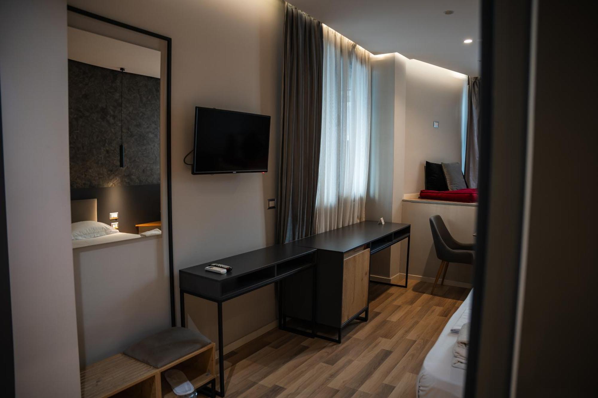 Center Boutique Hotel Tirana Zewnętrze zdjęcie